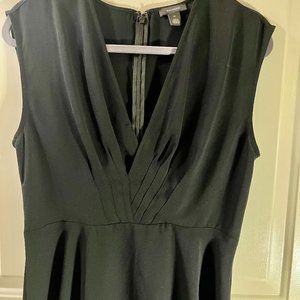 Haolgen SZ M Black Deep V Neck Pintuck Peplum Sleeveless Blouse Zip Back